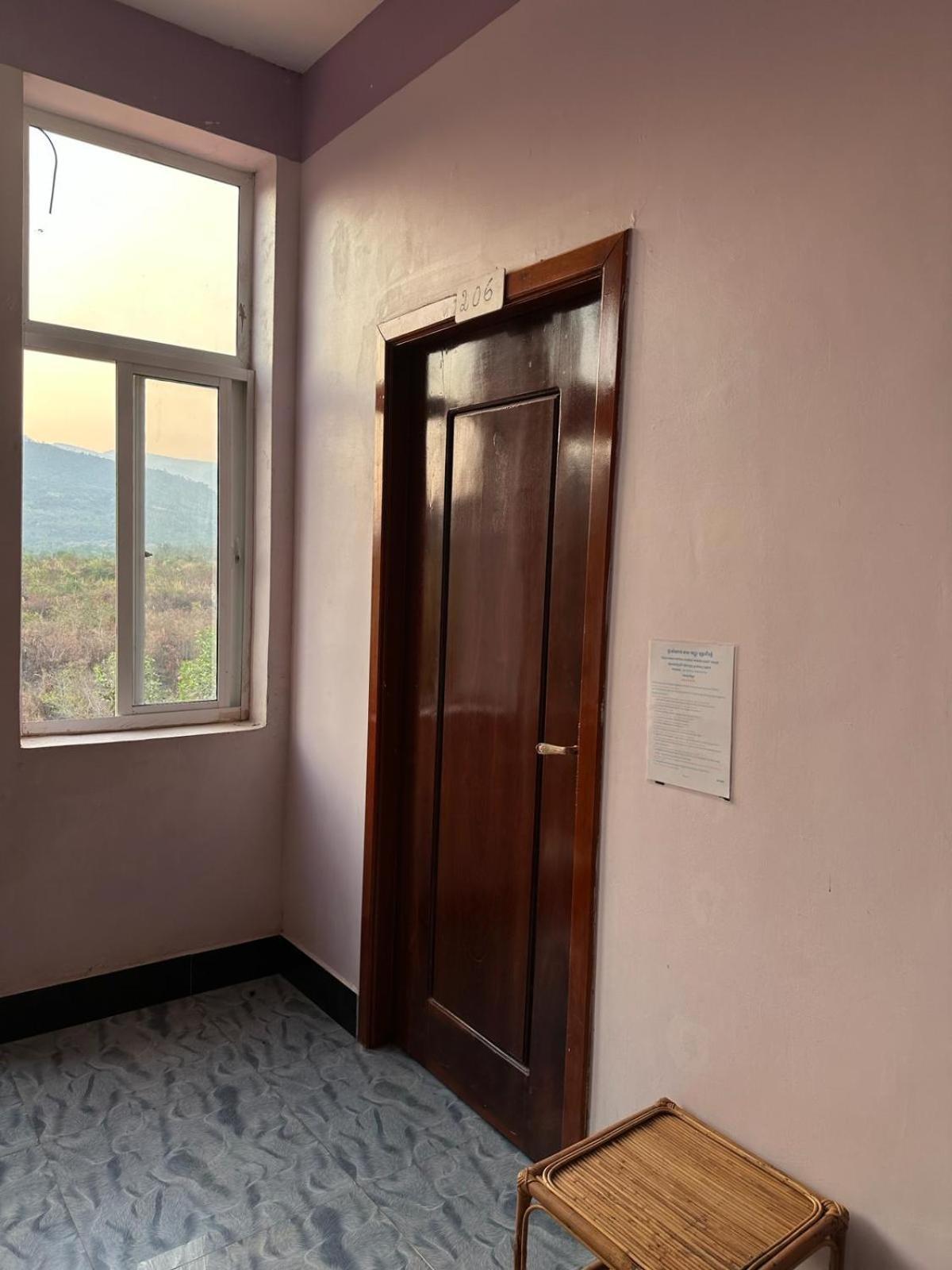 קמפוט The Vibe Guesthouse מראה חיצוני תמונה